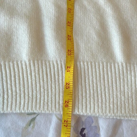 Knit Heart Grandmacore Sweater - Picture 15 of 15